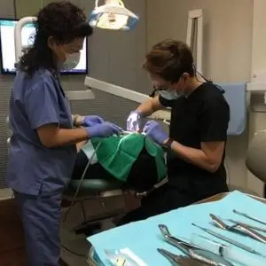 Tooth-removal-aftercare-Healing-Dental-Care-Los-Angeles