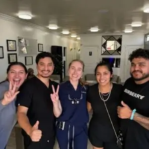 restore-dental-happy-smile